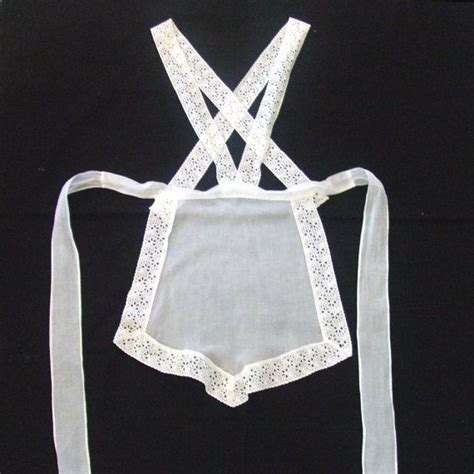 1940s White Maids Apron With Eyelet Lace Vintage Etsy Eyelet Lace