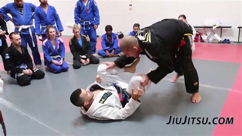 Jiu Jitsu Open Guard Pass By Rodolfo Vieira Youtube