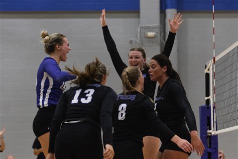 Dakota Wesleyan volleyball moves to No. 15 in latest NAIA rankings ...