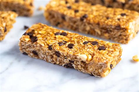 Easy Peanut Butter Granola Bars