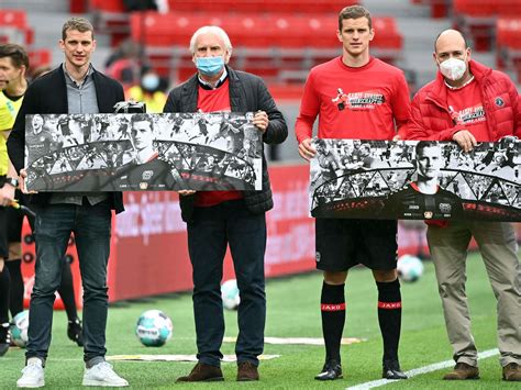 Erinnerung hinter Tornado fußball bender Studie Diktator nach der Schule