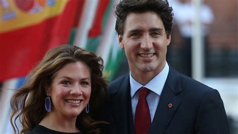 Justin Trudeaus Wife Sophie Grégoire Trudeau Tests Positive For