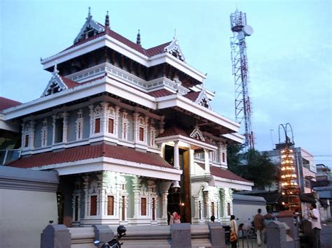 Thiruvambadi Sri Krishna Temple, Thrissur - Timings, History, Darshan ...