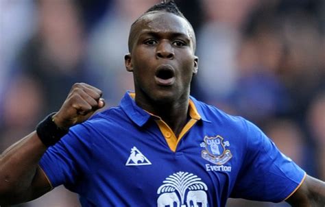 Everton flop Royston Drenthe cleared of money laundering after cops ...