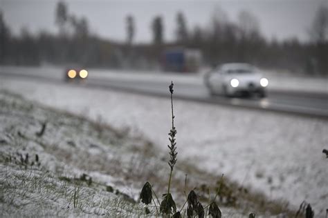 Varoitus liikenteeseen Ajokeli on paikoin erittäin huono Verkkouutiset