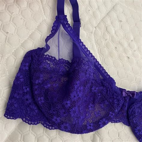 Isaac Mizrahi Vibrant Purple Unlined Lace Bra Depop