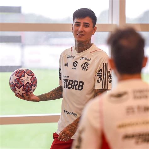 Escalação do Flamengo Tite escolhe substituto de Pulgar