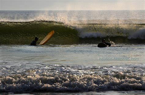 Surfing at Inch Beach 8087 :: Photo