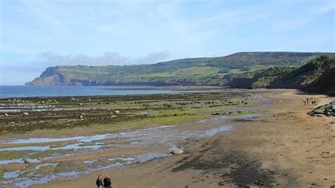 Enjoy the stunning natural beauty of Robin Hood’s Bay beach - The ...