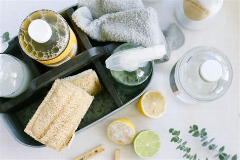 How to Make The Best Non-Toxic Natural Bathroom Cleaners - Live Simply