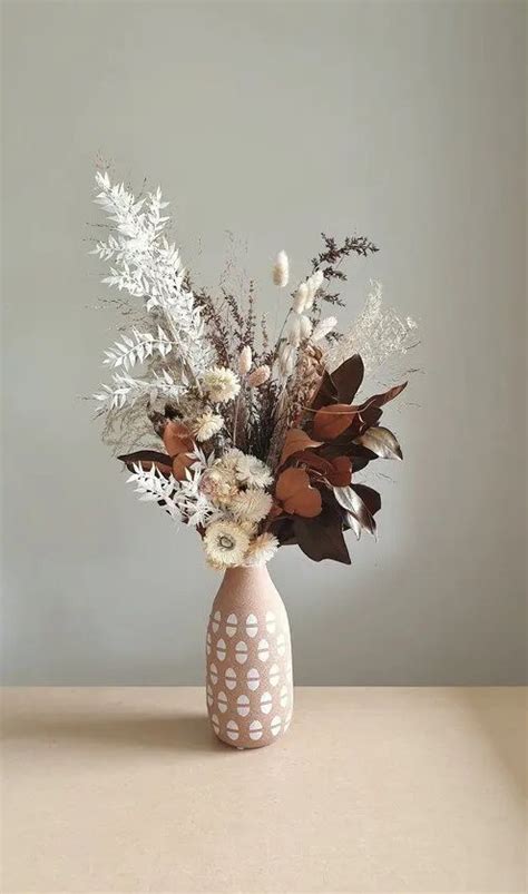 52 Dried Fall Flower Arrangements That Wow Shelterness