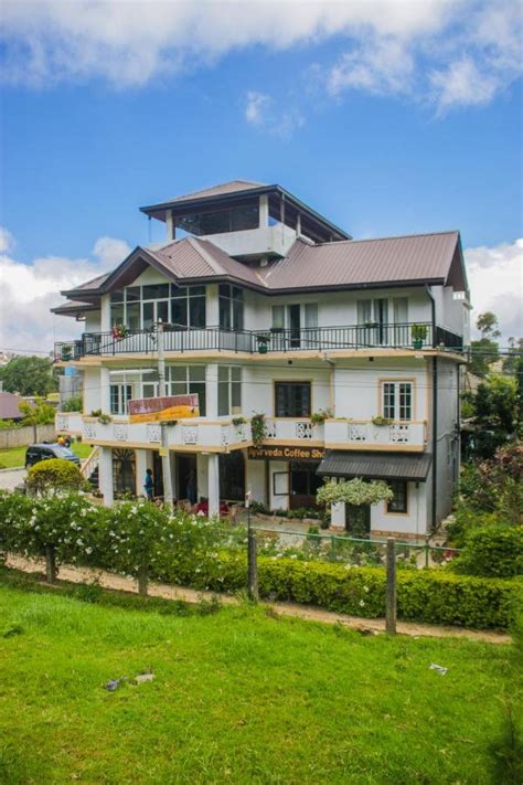 10 Best Reviewed Nuwara Eliya Hotels Under 10,000/= on September 28, 2023