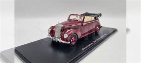 Модель Mercedes Benz 220 Cabriolet B W187 купить в Москве с доставкой