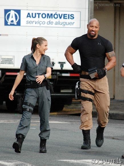 Pin De Wade Scott Em Dwayne Johnson Velozes E Furiosos Filmes Ator