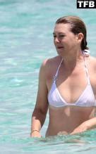 Ellen Pompeo Sexy Seen Flashing Her Nude Tits At The Beach In Sardinia AZNude