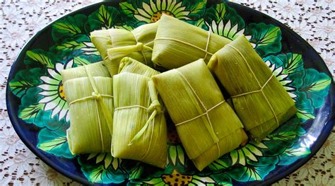 Humitas Saladas Y Dulces Gastronomia En Peru