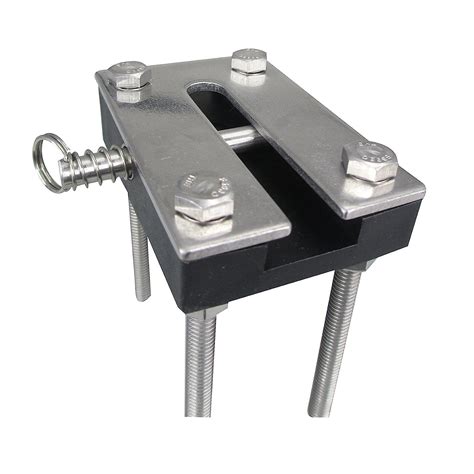 Transom Mounting Bracket