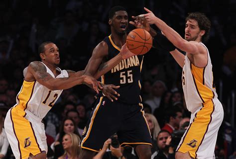 Kobe Bryant: Is the Lakers' Losing Streak on Him or Rest of Team?