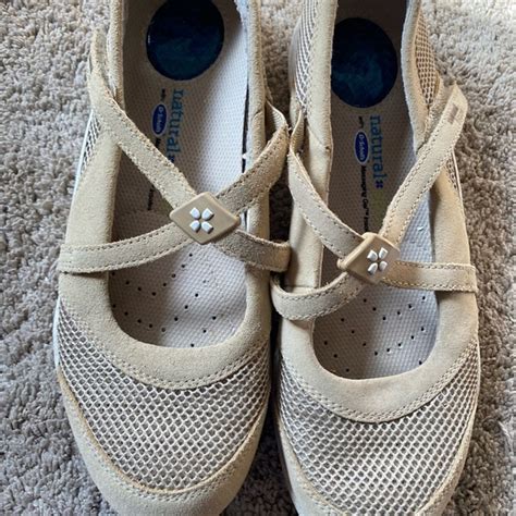 Dr Scholls Shoes Dr Scholls Velcro Close Shoes Size 95 Poshmark