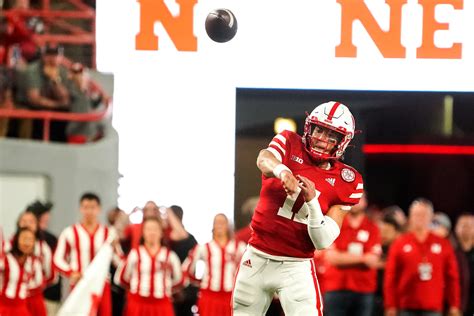 Casey Thompson Enters Transfer Portal 5 Landing Spots For QB