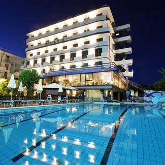 Hotel A Lido Di Camaiore Albergo Eur 3 Stelle In Versilia Bed