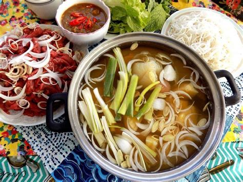 Cách làm bò nhúng dấm ngon mềm với nước dùng chua thanh đậm đà - Món ...