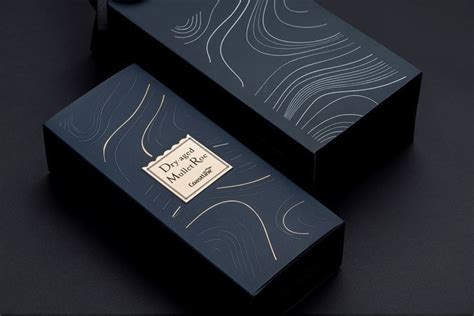 Pin By Emire H Sna Ak On Ho Umsu Luxury Packaging Design Box