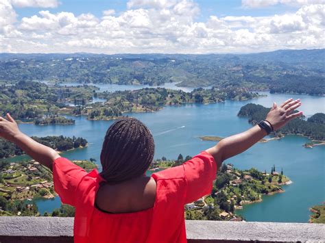 A Guide to Climbing the Rock of Guatapé/El Peñón de Guatapé