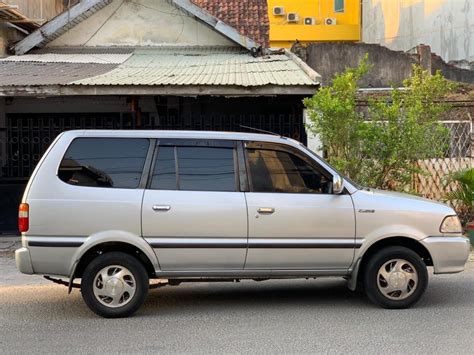 Toyota Kijang Lgx Matic Silver Istimewah Mobil Motor Mobil