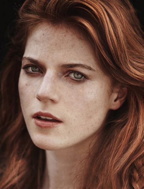 Rose Leslie Foto Pornô Eporner