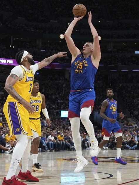 Nikola Jokic Dominates As Denver Nuggets Hold Off Los Angeles Lakers In