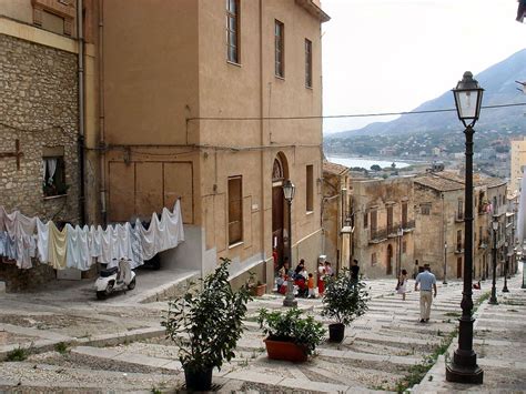 Washing View Termini Imerese Sicily Rana Pipiens Flickr