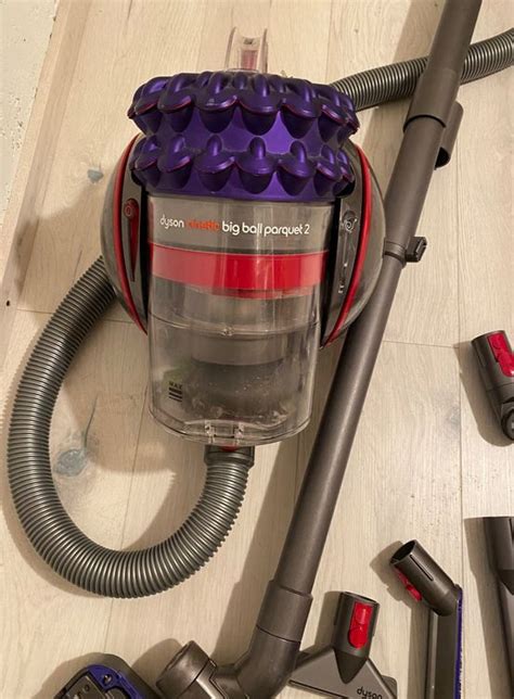 Dyson Staubsauger Dyson Cinetic Big Ball Parquet 2 Kaufen Auf Ricardo