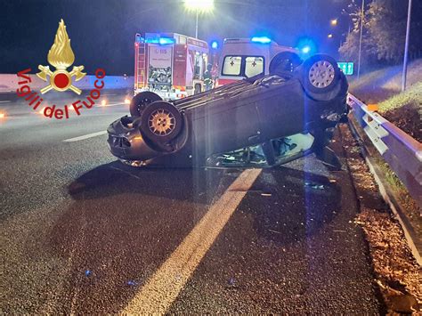 Pauroso Incidente Sull Autostrada A All Altezza Di Fino Mornasco