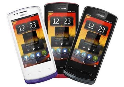 Nokia 700 Mobile Phone Price in India & Specifications