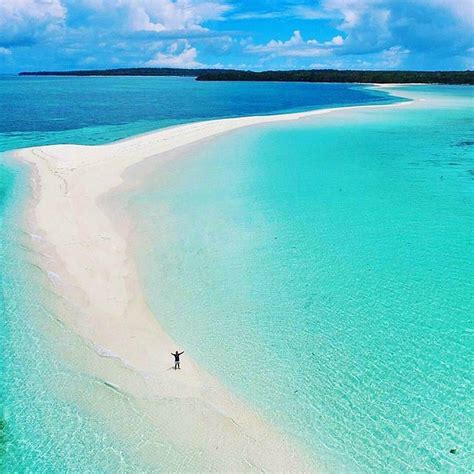 Pantai Ngurbloat Dengan Pasir Terhalus Di Dunia