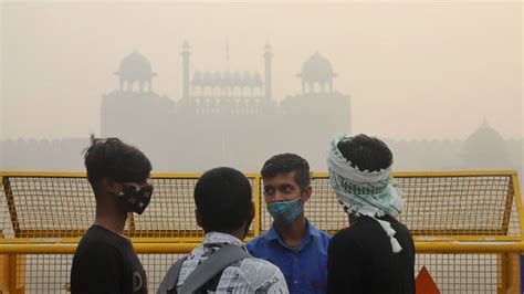 No Respite For Delhiites Air Quality Remains ‘severe Aqi Touches 504 On 3rd Consecutive Day