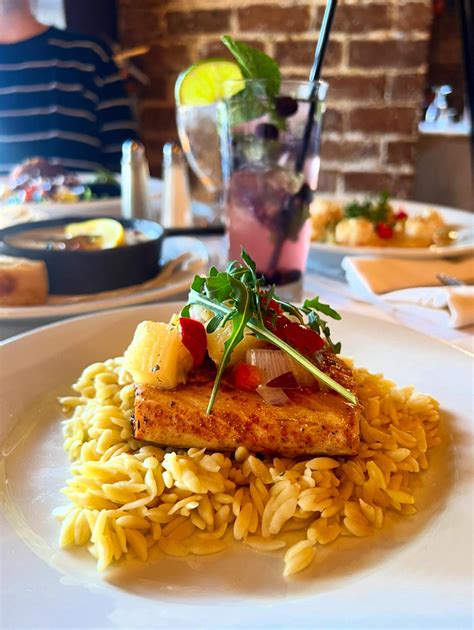 river house seafood savannah 2