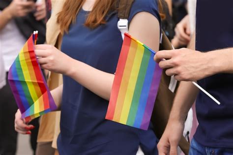 Concepto De Minor A Sexual Personas Con Banderas De Arco Iris Gay Al