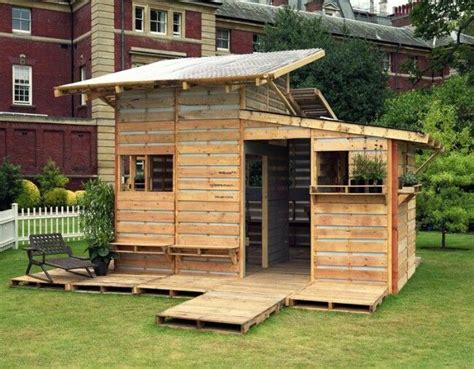 From Recycled Wood Pallets To Tiny Houses Genius Homeless Refugee