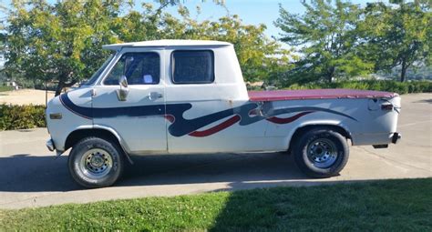 1972 Chevrolet Custom Van: Vantastic | Barn Finds