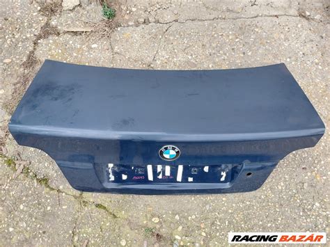 BMW E39 sedan kék dunkelblau csomagtér ajtó fedél csomagtartó 130085