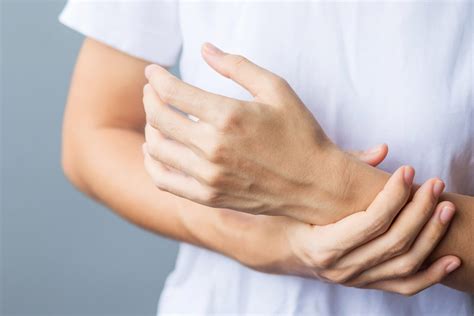 La Sindrome Di De Quervain Cos E Come Si Tratta Fisioterapia Chiffi