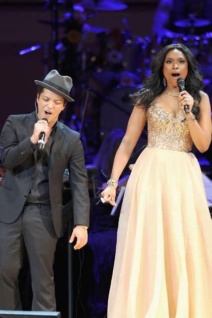 Bruno Mars Standing Next to Tall People Will Make Your Day