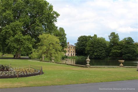 kew-gardens-botanic | Destinations Detours and Dreams