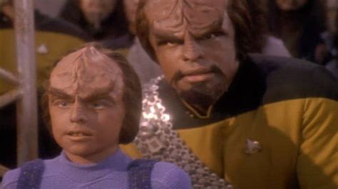 Worf S Son Alexander Is Of Klingon And Human Heritage Star Trek Worf Star Trek Shatner