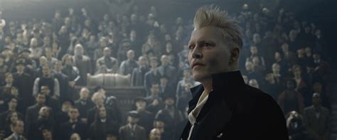 Fantastic Beasts: The Crimes of Grindelwald movie review (2018) | Roger ...