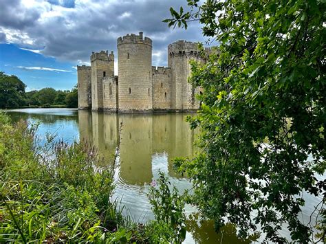 Bodiam Castle – Bodiam, England - Atlas Obscura