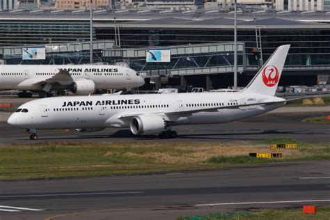 日本航空 Boeing 787 9 JA881J 羽田空港 航空フォト by kinsanさん 撮影2021年04月30日