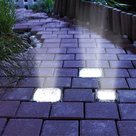 Solar-Powered Heavy Duty Brick Path Light - Heavy Duty Outdoor Lights ...